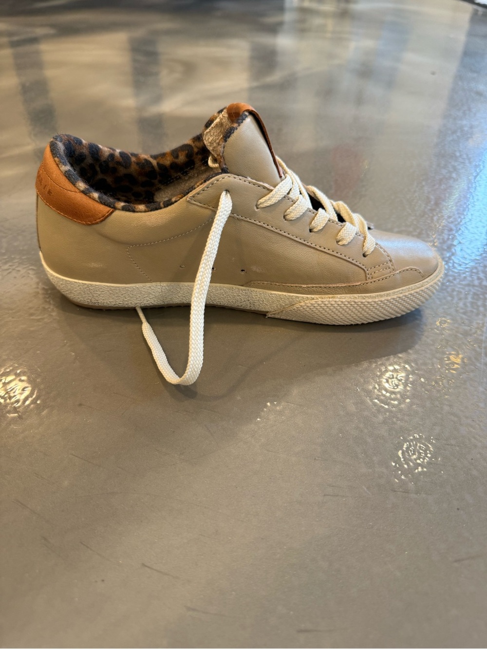 Golden Goose Women’s Kids Lace-Up Sneakers with Leopard Lining - Picture 9 of 13
